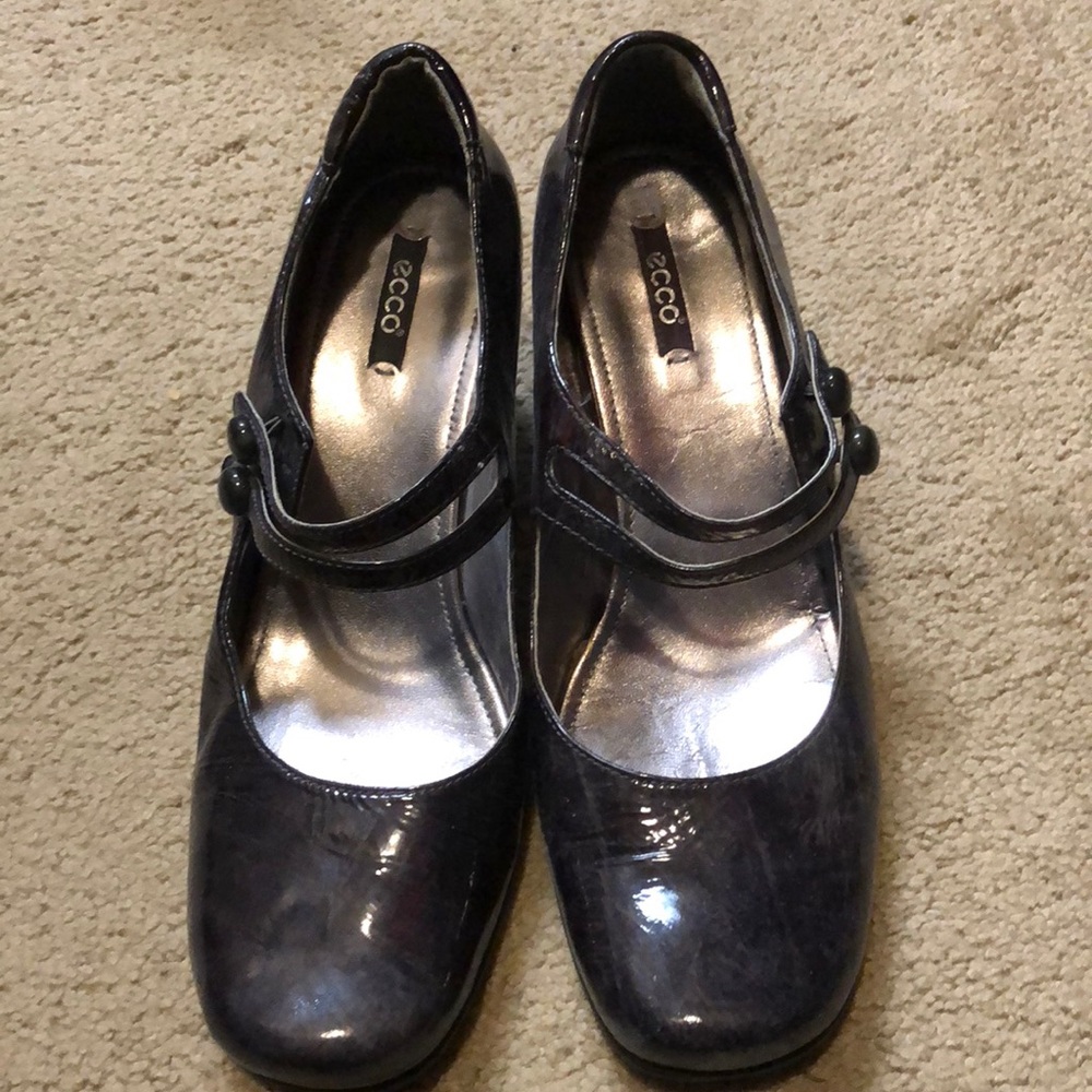 Ecco Mary Janes. Super comfortable‼️